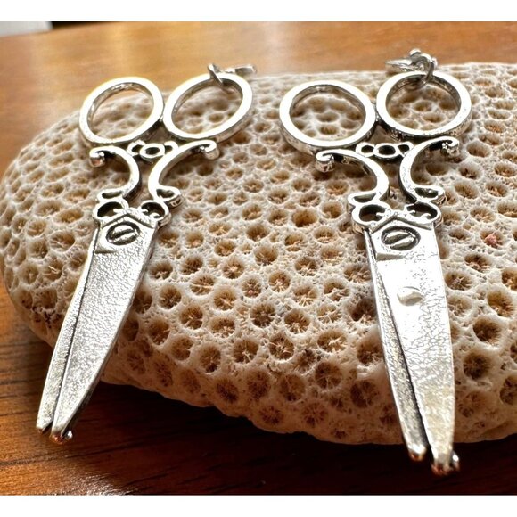 Scissor Earrings New Dangle Hooks Sewing Seamstress Cross Stitch Needlep… - Picture 8 of 12